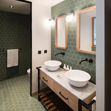 Farm stay Quinta De S.bernardo - Winery &