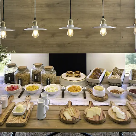 Quinta De S.bernardo - Winery & Agroturismo