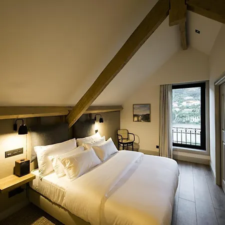 Quinta De S.bernardo - Winery & Farm stay *