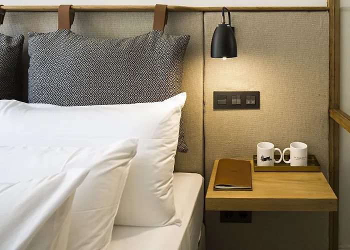 Quinta De S.bernardo - Winery & Farm stay Mesao Frio